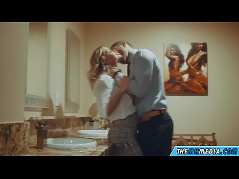 ❤️ Кога бујна русокоса ќе ве заведе во јавен тоалет ❤️ Квалитетен секс кај нас mk.villagesexvideos.ru ❌️